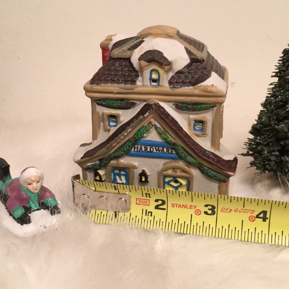 Porcelain Township Hardware Store - Picture 6 of 7